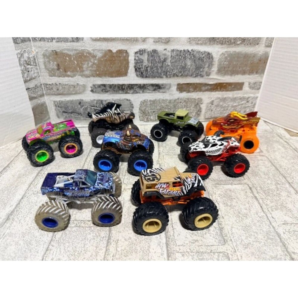 Hot Wheels Monster Truck Lot of 9 Loose 1:64 Scale HW Safari Steer Dragon